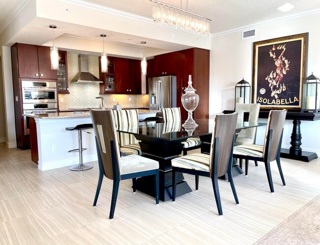 Photo - 431 Bay Colony Dr N Unit 431