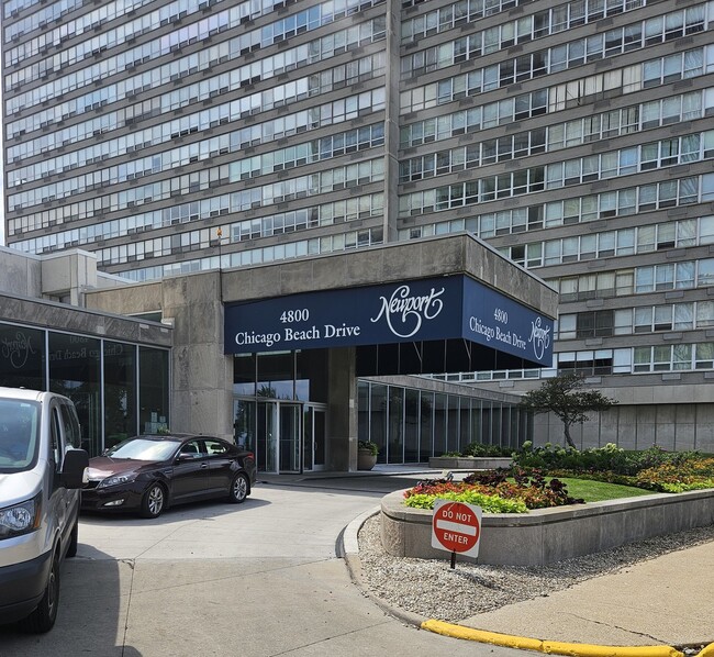 Building Photo - 4800 S Chicago Beach Dr Unit 1509