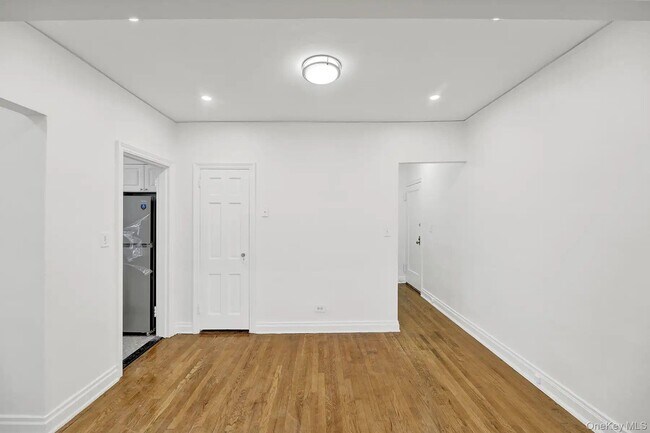 Photo - 1 Ash Pl Unit 2K