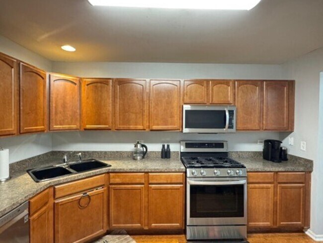 Photo - 9363 Rainsford Dr