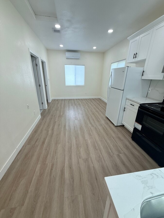 Photo - 11463 Westonhill Dr