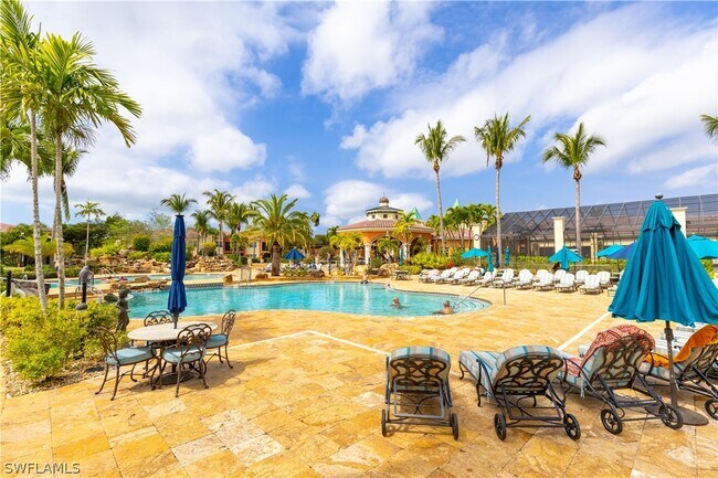 8641 Piazza Del Lago Cir Unit 203