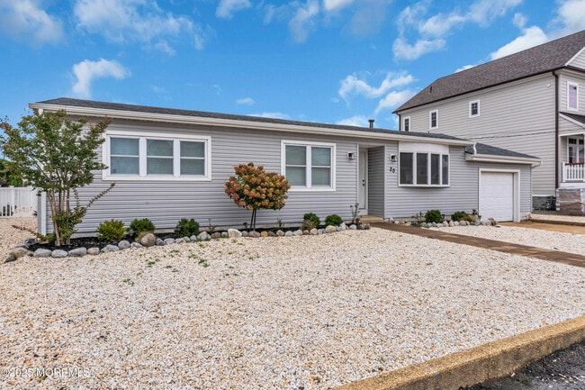 20 Venetian Ct