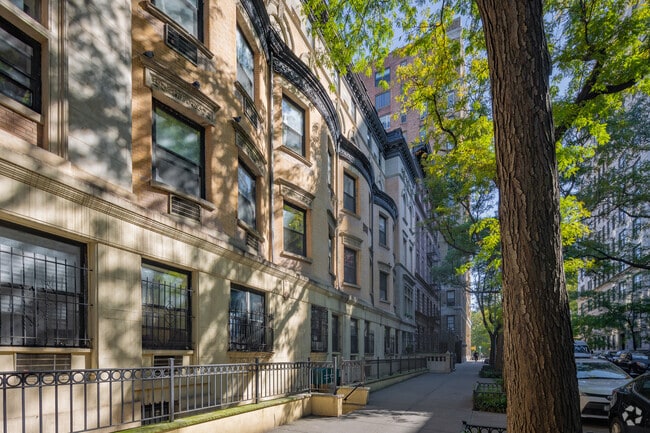 7 W 87 Street