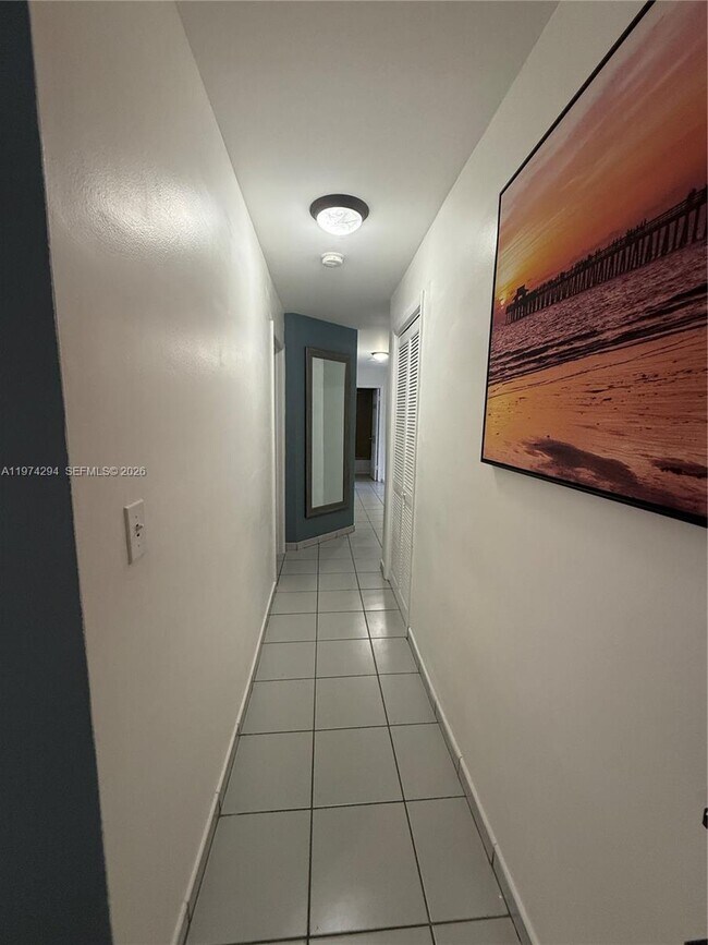 Photo - 1853 SW 17th St Unit 3