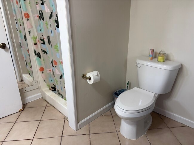 Photo - 437 Keolu Dr