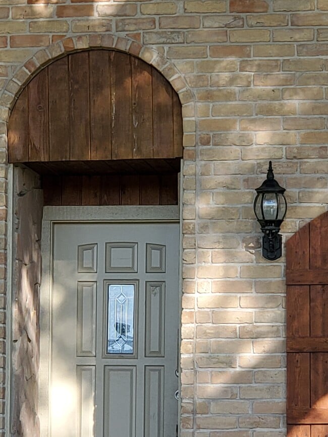 2536 Oakdale St. - 2536 Oakdale St Unit 5 Studio