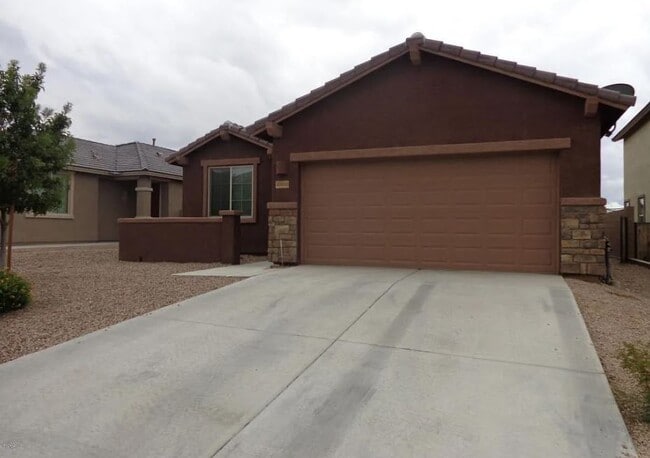 Building Photo - 10450 S Cutting Horse Dr