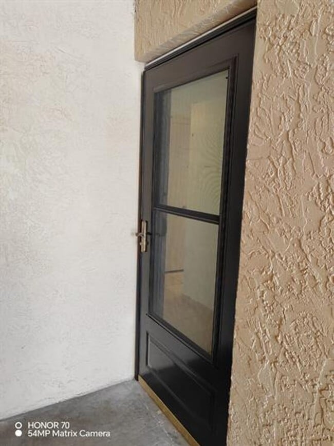 Photo - Welcome to Tampa Racquet Club – Where Comfort Meets Convenience!