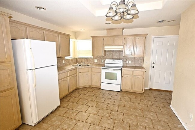 Photo - 17 West Dr Unit 3