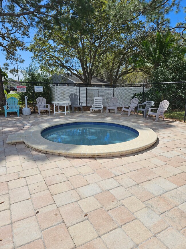 Photo - 129 Camphor Cir Unidad F