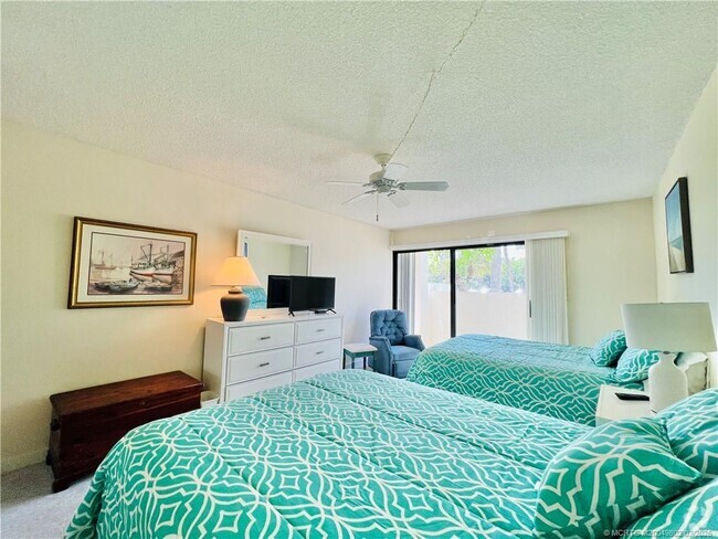 Building Photo - 3792 NE Ocean Blvd Unit 103 Rental