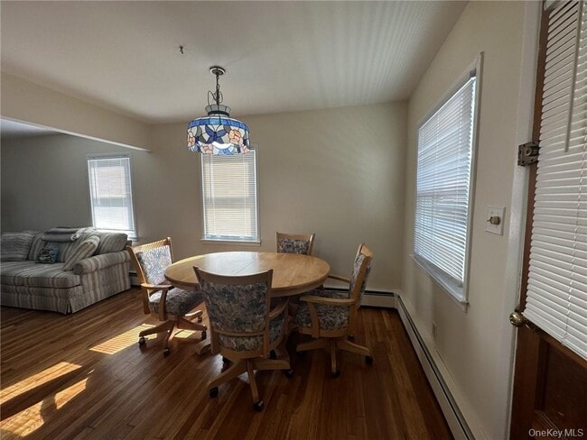 Photo - 153 Sickles Ave Unidad Right
