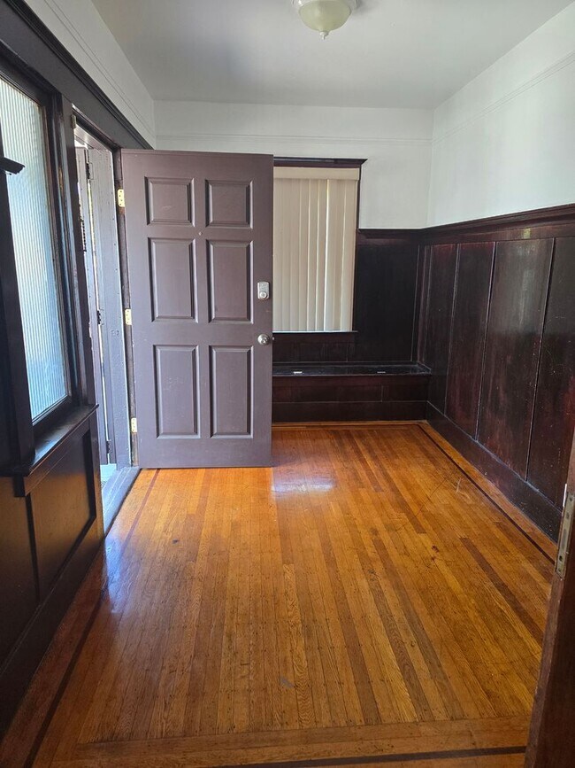 Photo - Beautiful Upgraded Single Story Home