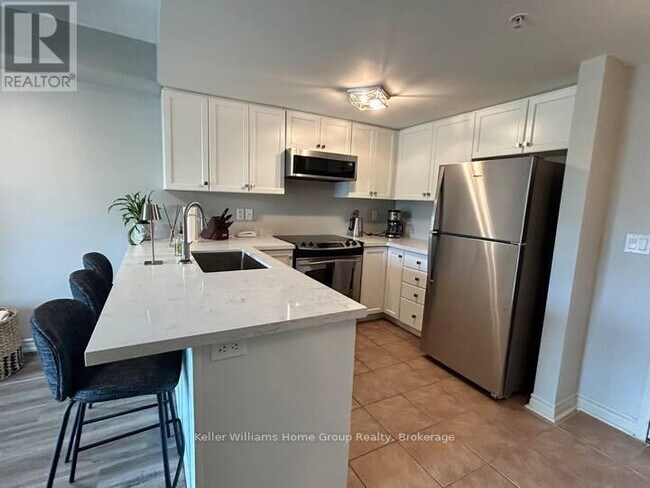 Photo - 625 St David St N Unit 208