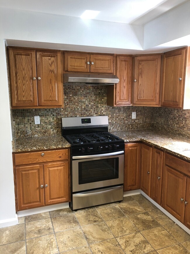 Photo - 4304 Meadowview Ave Unit 1st Fl