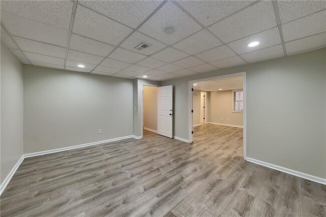 Photo - 255 Valley Brook Dr