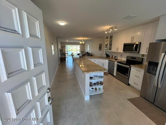 8777 Warwick Dr