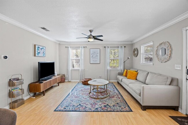 Photo - 1137 Richardine Ave
