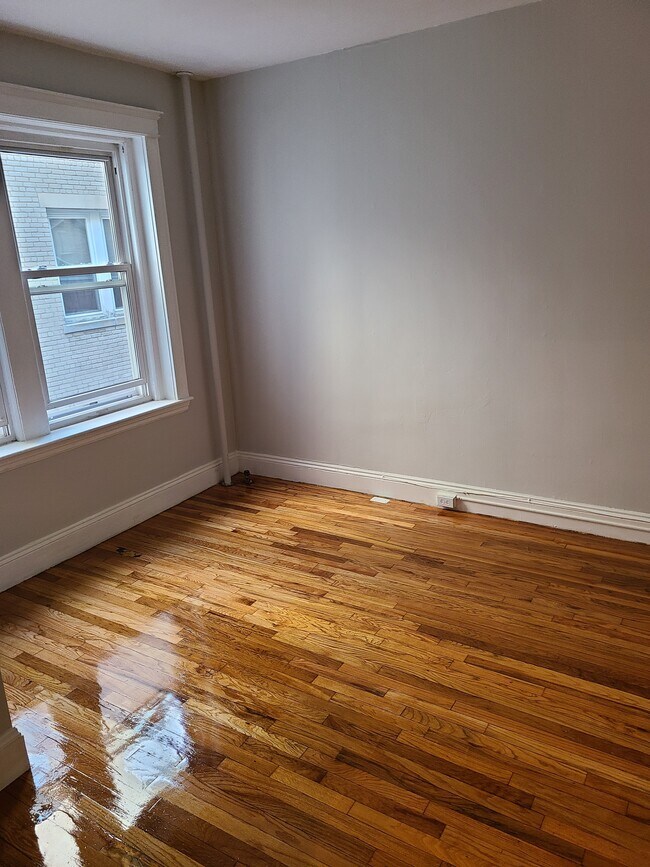 Photo - 28 Reedsdale St Unit #8