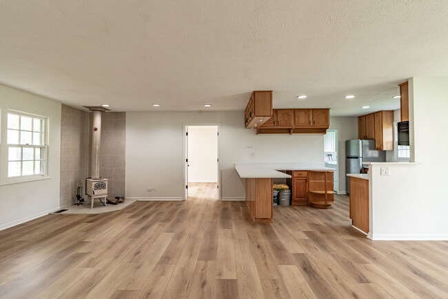 Photo - 1075 Aspen Dr