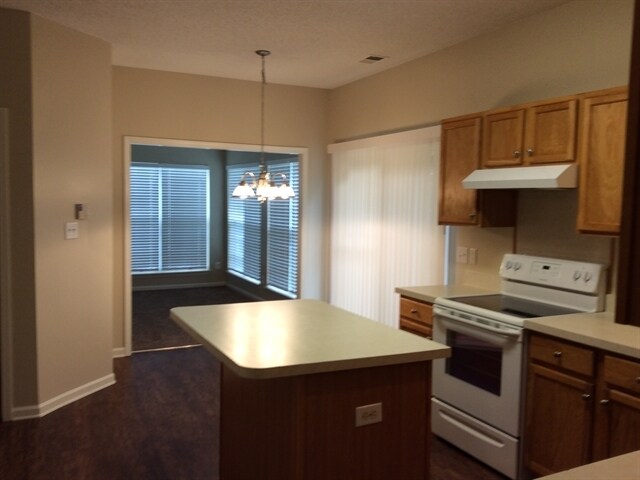 Photo - 11632 Larix Dr