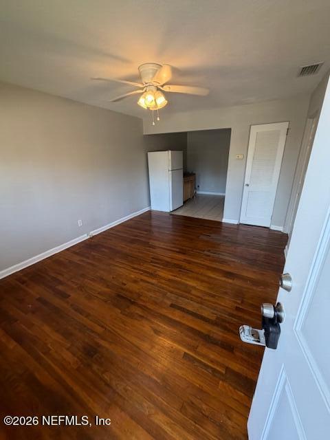 Photo - 3054 Belden St