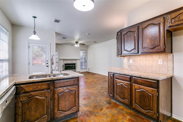 Photo - 1649 Bennington Dr