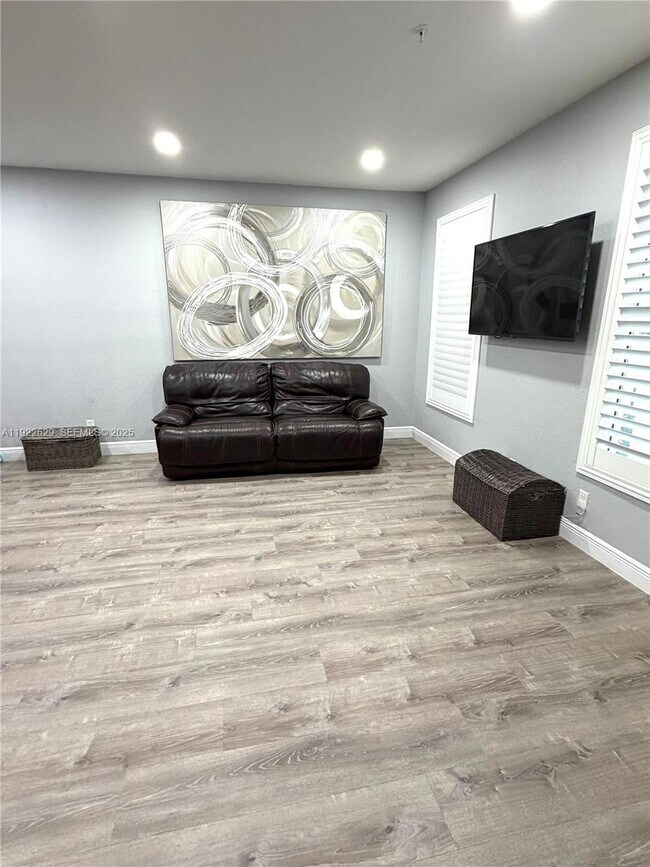 Photo - 1505 SW 147th Ave