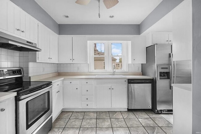 Photo - 708 E Center St