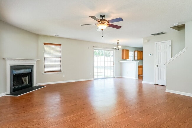 Photo - 7330 Great Laurel Dr