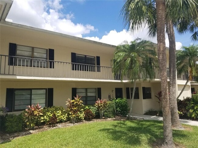 Building Photo - 7050 Fairway Bend Ln Unit 266 Rental