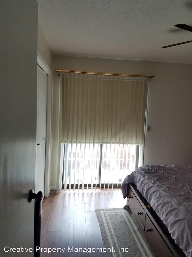 Photo - 2 br, 1.5 bath House - 1455 1st St SW