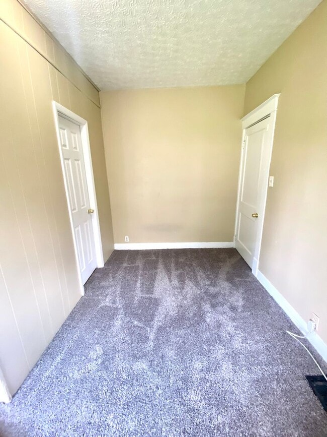 Photo - 708 M St Unit 3