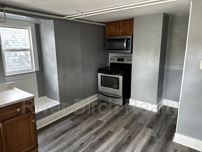 Photo - 613 S 5th St