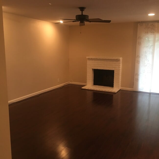 Building Photo - 11049 Autumnwind Lane Rental