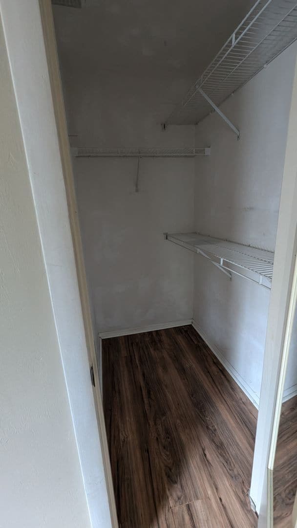 Photo - 4000 SW 23rd St Unit 4-303 - Bedroom 4