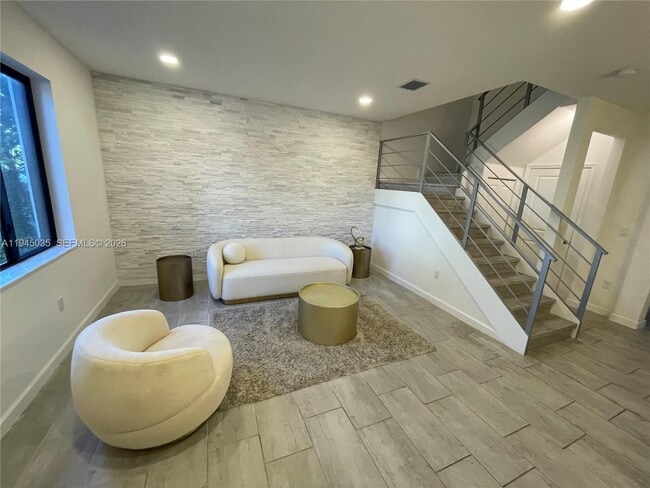 Photo - 764 NE 206th Terrace