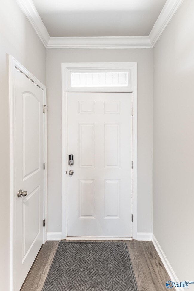 Photo - 290 Caudle Dr