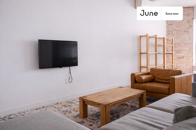 Photo - 455 Rogers Ave