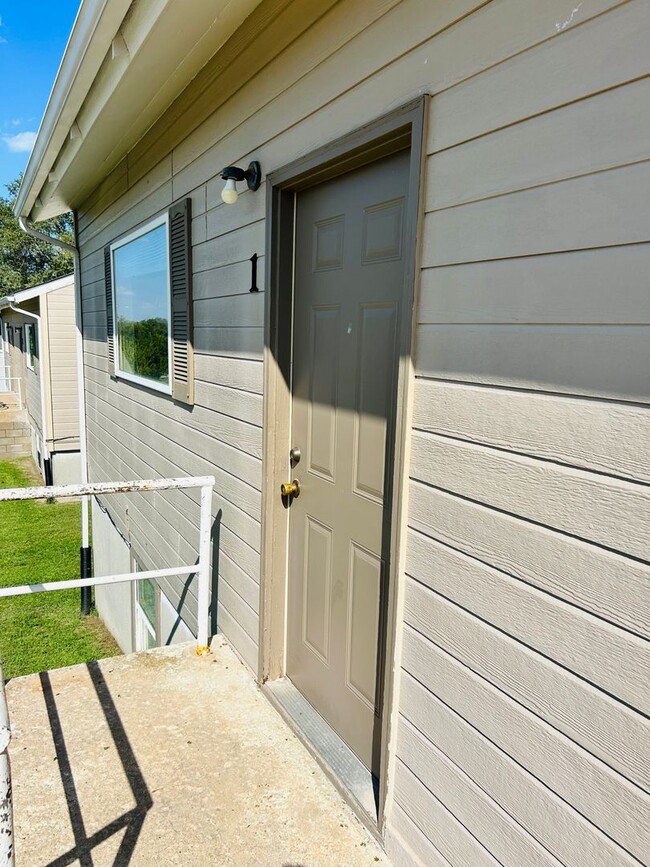 Photo - Affordable, Spacious Apartment!