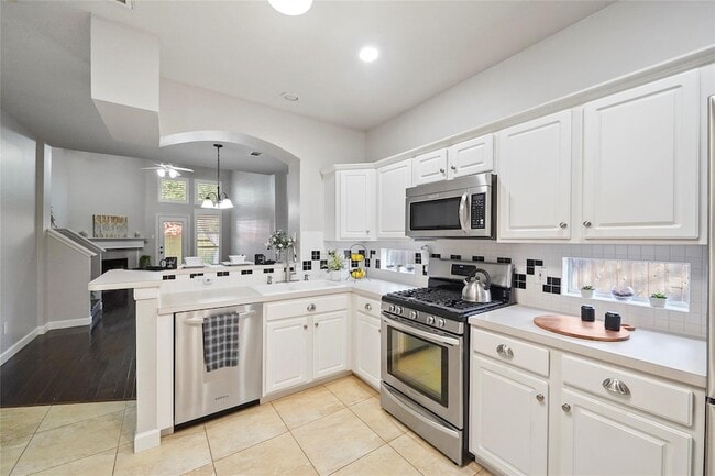 Photo - 2351 Summit Way Ct