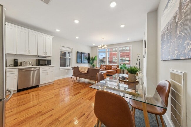 Photo - 183 Gates Ave Unit 1