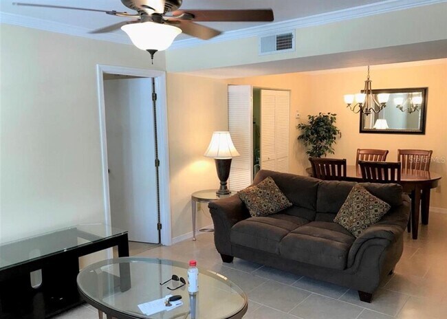 Photo - 2360 SW Archer Rd Unit 918