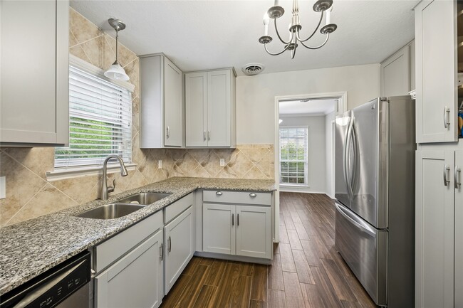 Photo - 5402 Queensloch Dr