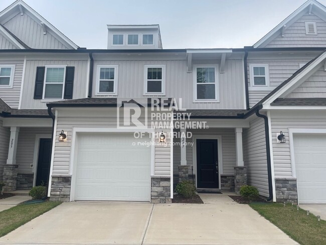 Building Photo - New Construction 3bd/2.5ba Townhome in NE ...
