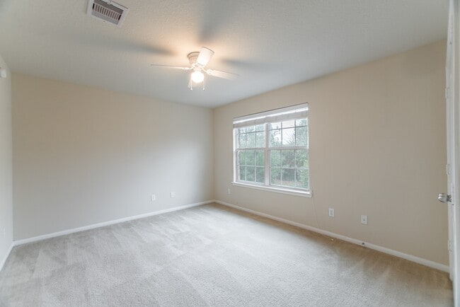 Photo - 78 E Heritage Mill Cir