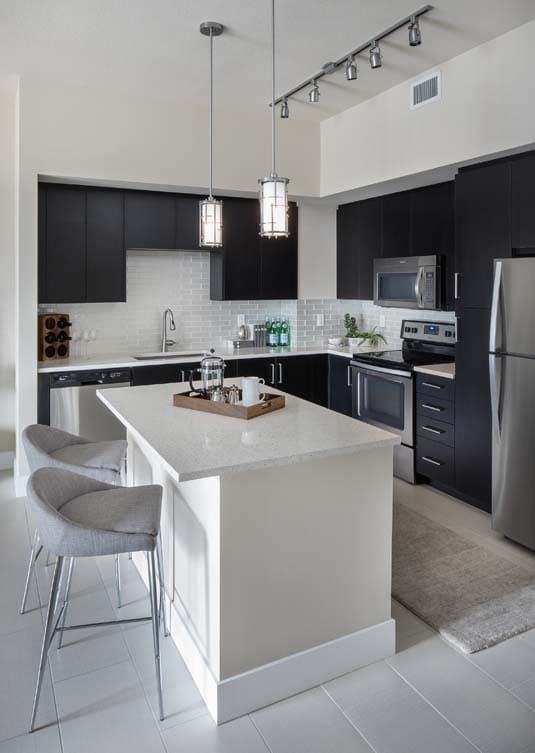 Photo - Miro Brickell