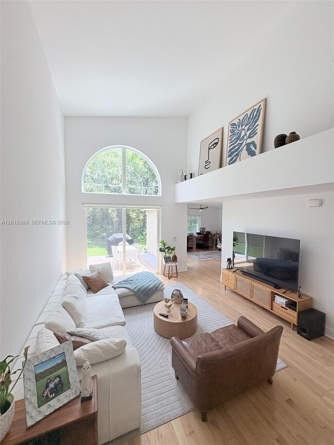 Photo - 4122 Sapphire St