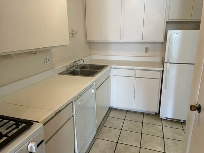 Photo - Great South Ogden Condo